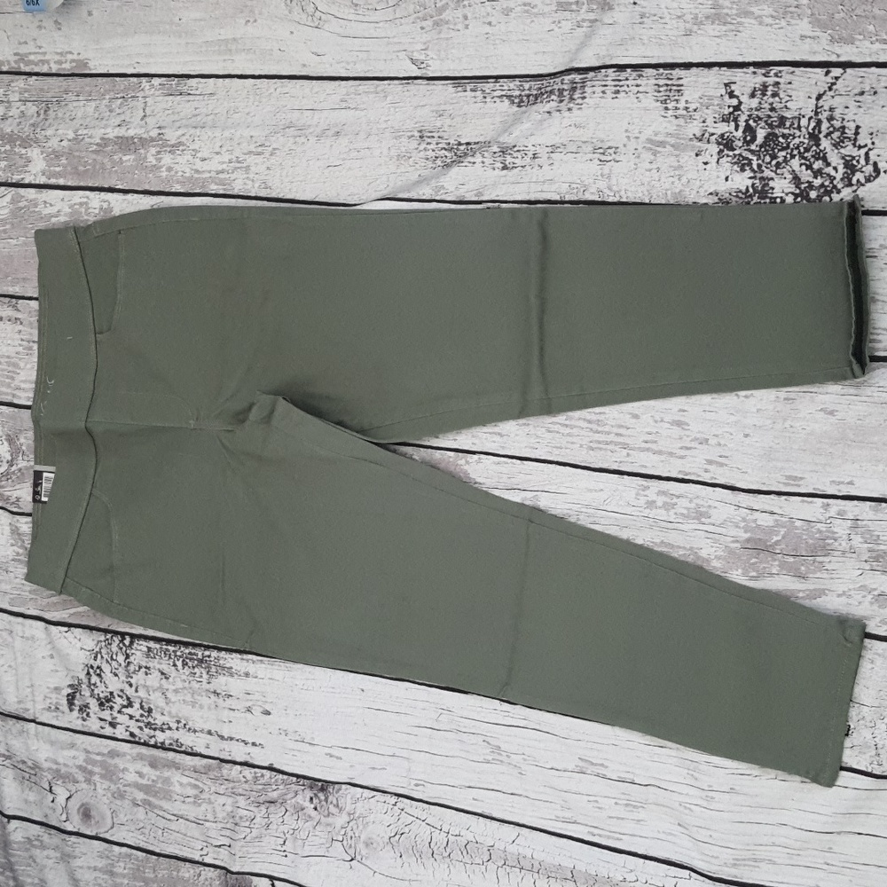 Pull on Crop Jeans